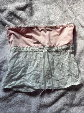 pink and white lace tube top